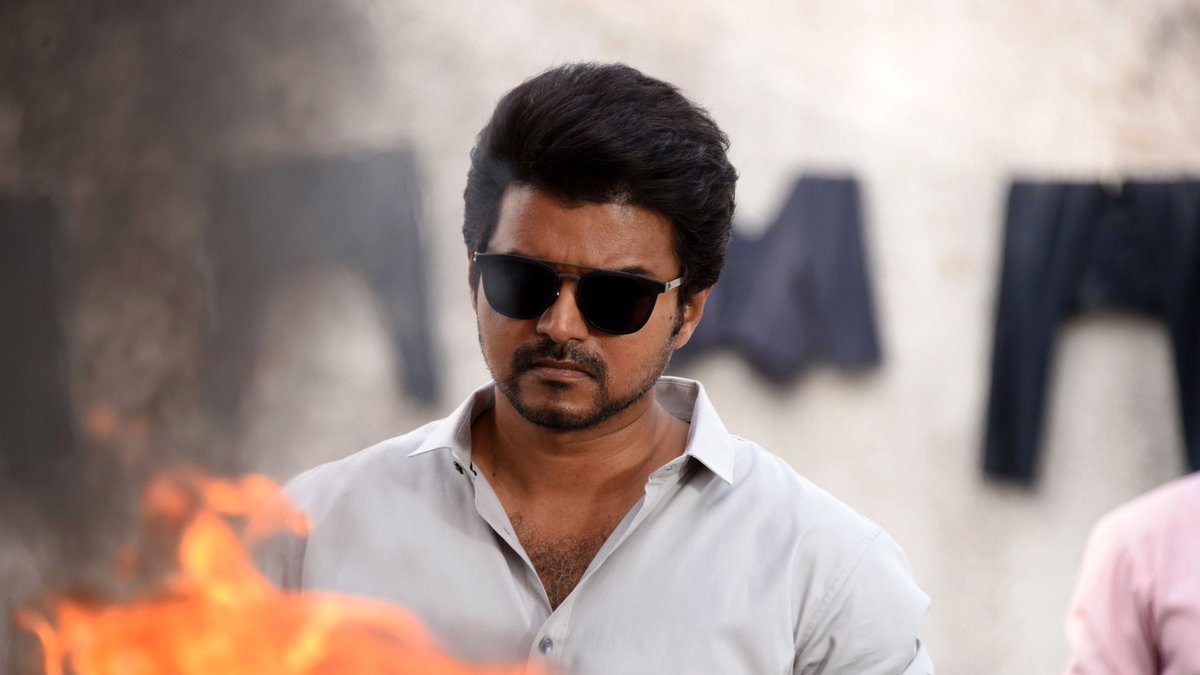 Itz_Sumii's tweet photo. தன்னை எதிர்த்தவங்களை தளபதி ஒரு நதி போல கடந்து போயிட்டே இருப்பாரு! @actorvijay https://t.co/6GQyJFYtyt