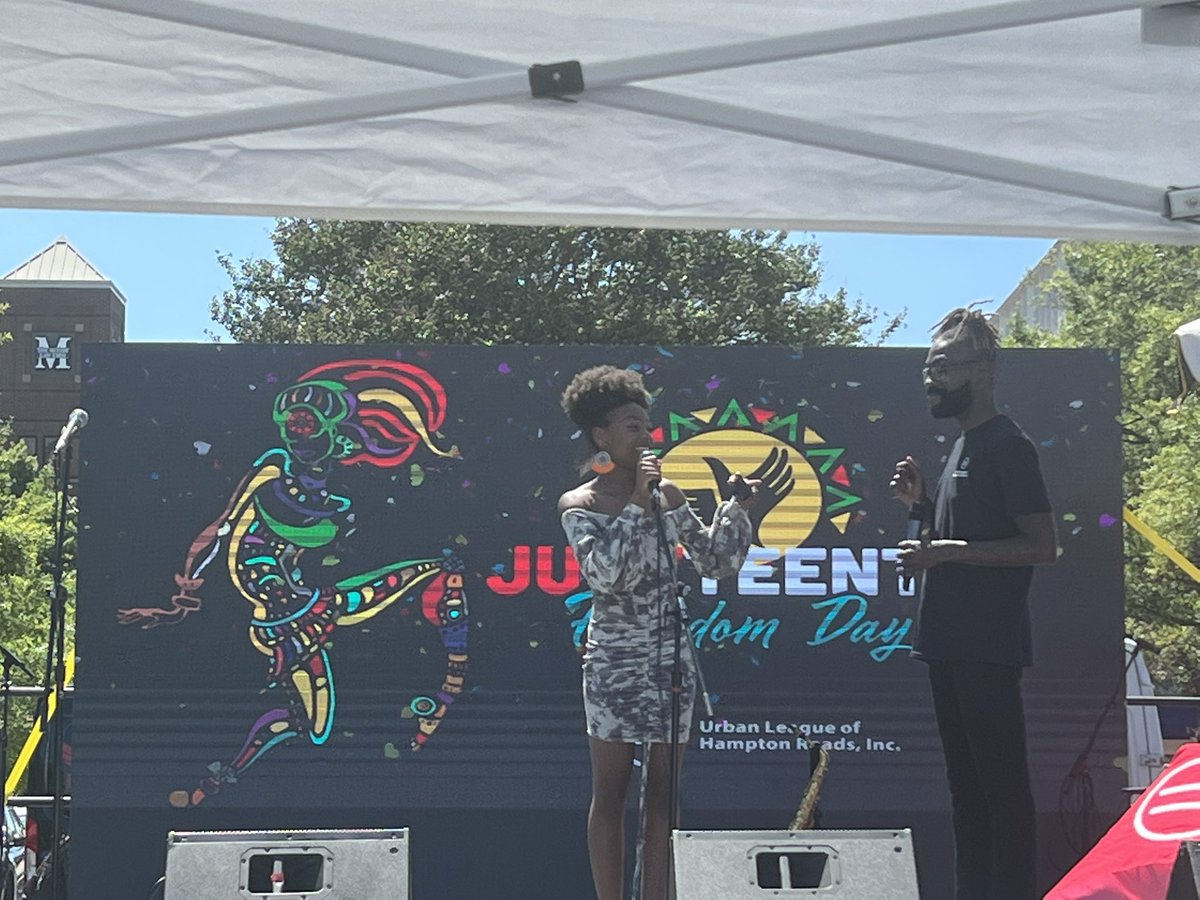 GymamaS's tweet photo. Happy Juneteenth! Team #ODUBioelectronics celebrates with Urban League of Hampton Roads, Inc., Juneteenth Freedom Day. Lots of food and fun. We continue to work to uplift our community through education. #ODU #SSI #GRISE https://t.co/pzPZ9nt1m6