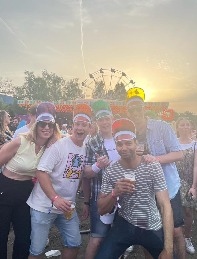 BroyrXbox's tweet photo. Most people know staff parties, however last Saturday we had a Staff Festival, multiple stages, Faris wheel, amazing food and drinks! @cegeka #dimitrivegaslikemike https://t.co/K859WoKKKz