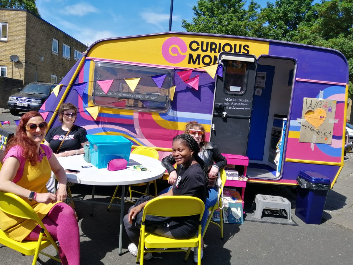 WestEndRefugee's tweet photo. We had a wonderful morning celebrating the first day of #RefugeeWeek2022 with @curiousmonkey_🧡
The Curious Monkey Caravan came by for some storytelling sessions over cake and coffee to celebrate this years theme of #HealingTogether ☺️ https://t.co/RMMO15yxfu