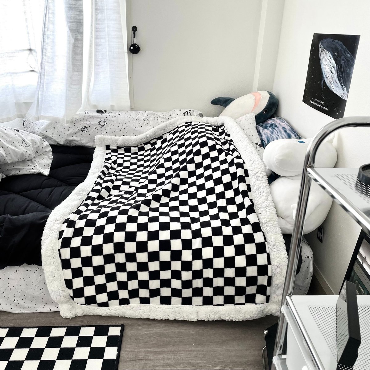 ผ้าห่มลายตารางผืนนี้นุ่มมากกก นุ่มโคตรๆ นุ่มแบบนุ่มอะ ห่มแล้วอุ่น พกไปเที่ยวได้เลย 👍🏻