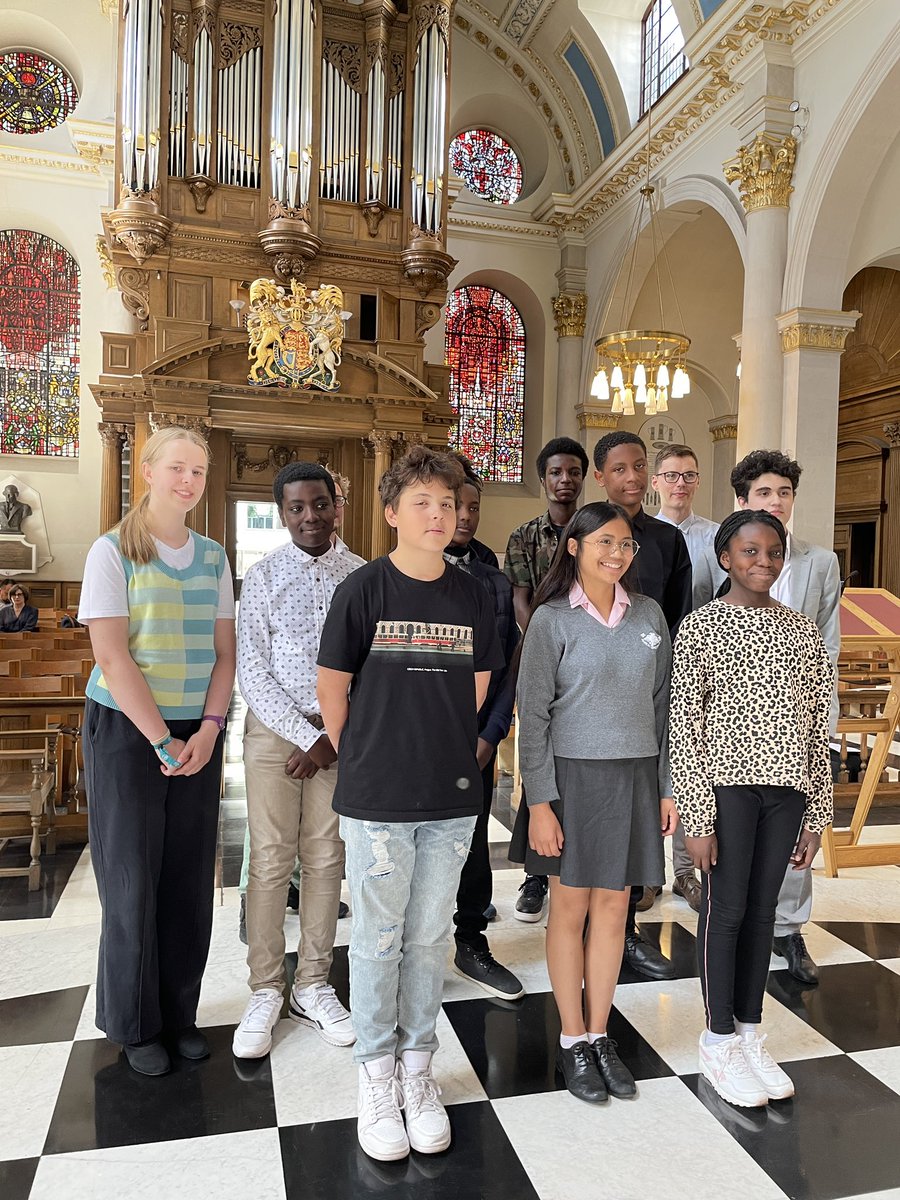 St Mary-le-Bow Church tweet media