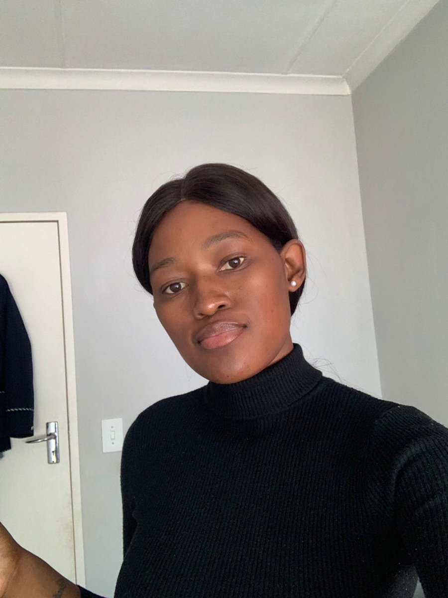 #SheNeedsNoMakeUp
I don't even know how to apply make-up... Gave up a long time ago😂