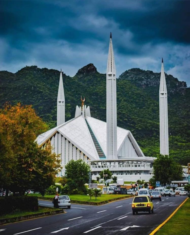 PakistanUrduPk's tweet photo. فیصل مسجد کا ایک مسحور کن منظر https://t.co/PoElcTYmJR