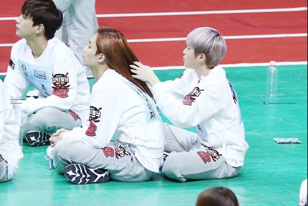svt_ano's tweet photo. SEVENTEEN アユクデ 私用まとめ🌷 https://t.co/pLN57WQYRM
