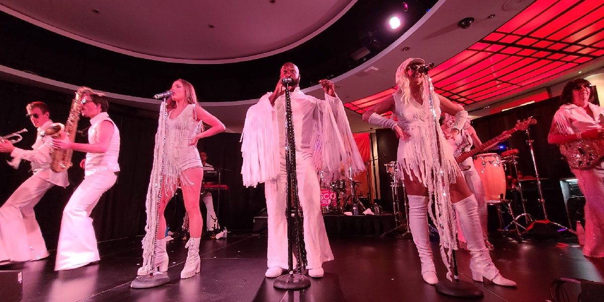 C_S_O's tweet photo. This weekend Boogie Wonder Band takes the stage at the Columbus Symphony's 2022 Nationwide Picnic with the Pops. This high-energy show will have audiences dancing to the greatest disco hits of the ‘70s! Tickets are available here: https://t.co/A97knw2wBx #CSOPWP https://t.co/wd4U3BkwRe