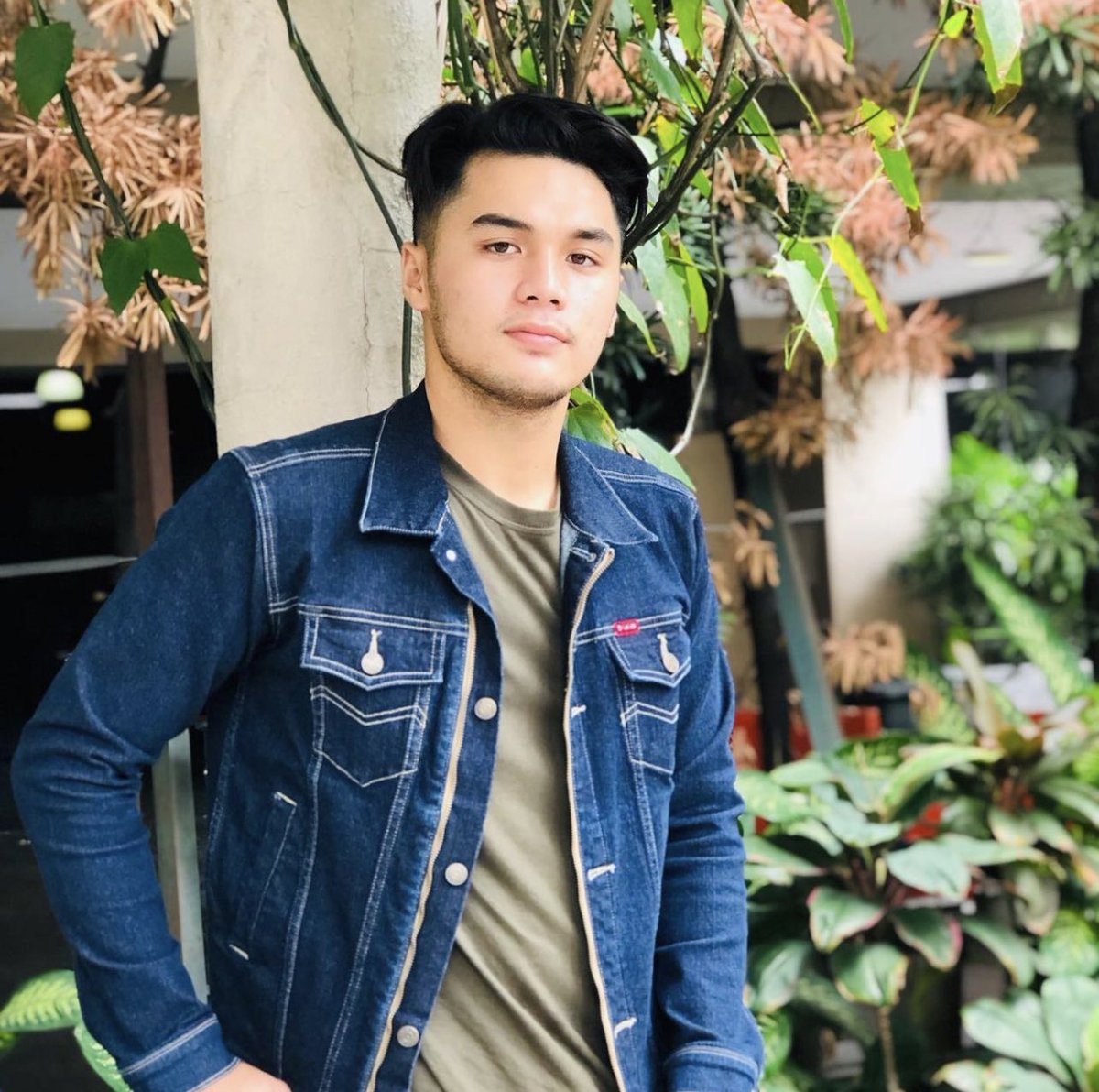 Bluestephon01's tweet photo. ⚜️AXXAXXINATED: PBB ALFRED ⚜️ 

#alter #alterph #alterphilippines #pinoybagets #pinoyjakol #pinoygay #pinoynamasarap #pinoygay #jakolpinoy #jakolph https://t.co/8NtxaaLVDJ