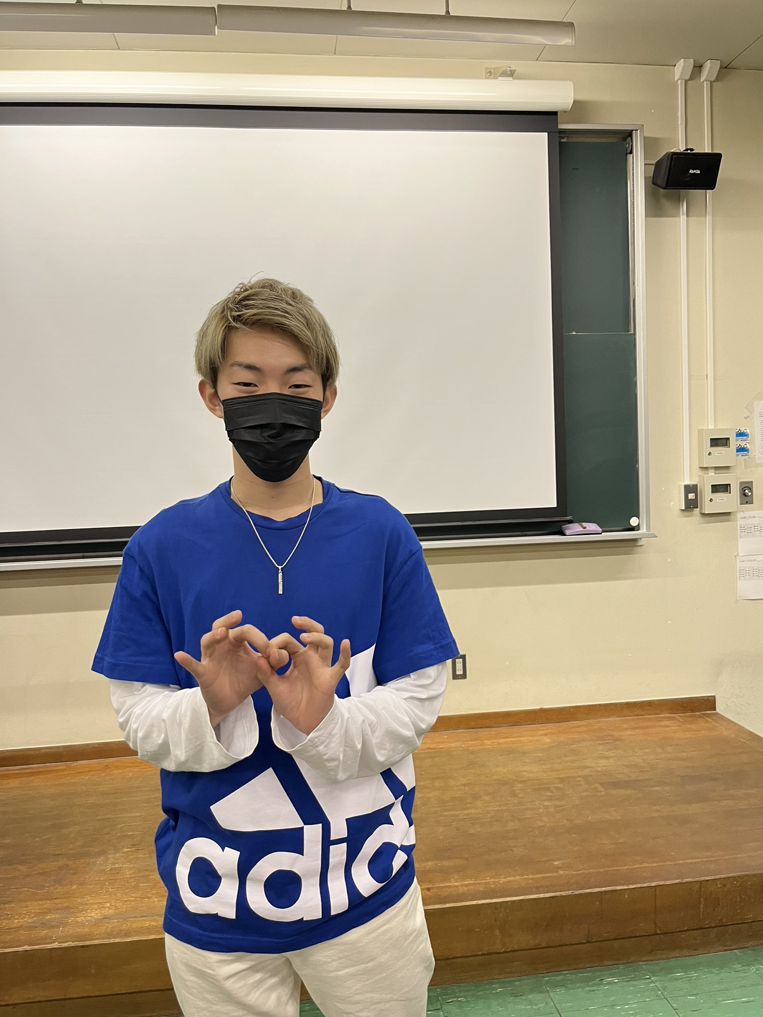 大阪大谷大学 手話クラブ Sign Wearesign310 Twitter