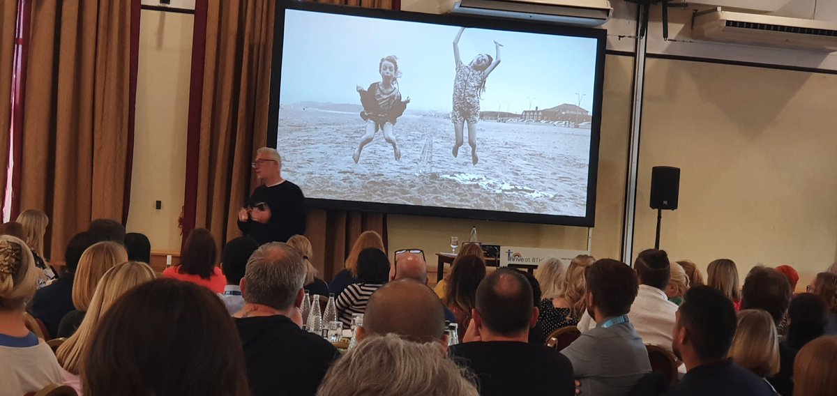 BTHFT's tweet photo. Are you feeling brilliant today? You sure will be after hearing Jonathan Peach @gobebrilliant inspire and help you shine! When the world’s doing it worst it’s doubly important that you know how to be your best….wise words indeed. Thanks Jonathan. #ThriveatBTHFT https://t.co/ZbNaT3dEr1