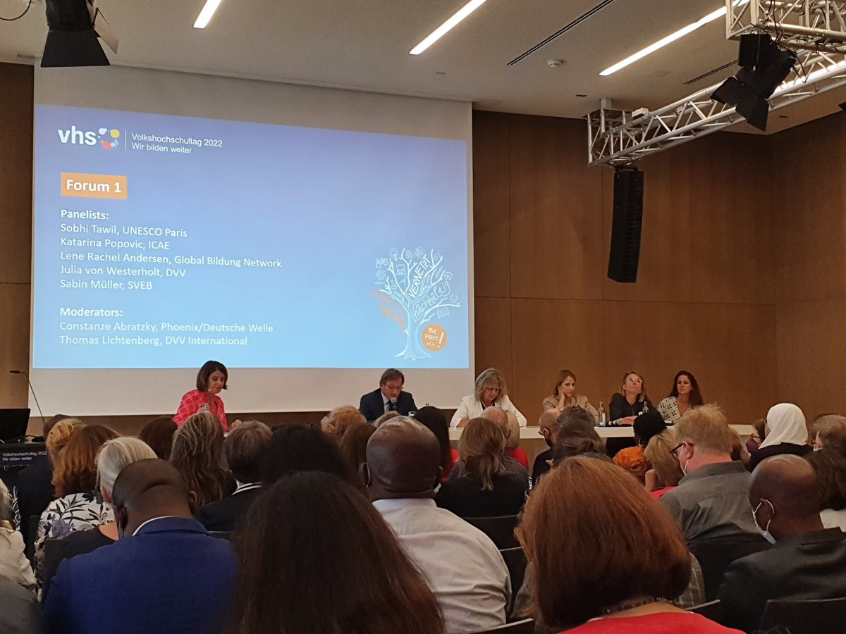 FilipDedeurwae1's tweet photo. Digital rights cannot substitute the right to education, says Katarina Popovic. AE should help people understand global economic, ecological and geostrategic issues #VHSTag2022 https://t.co/cuIgM5DM6R