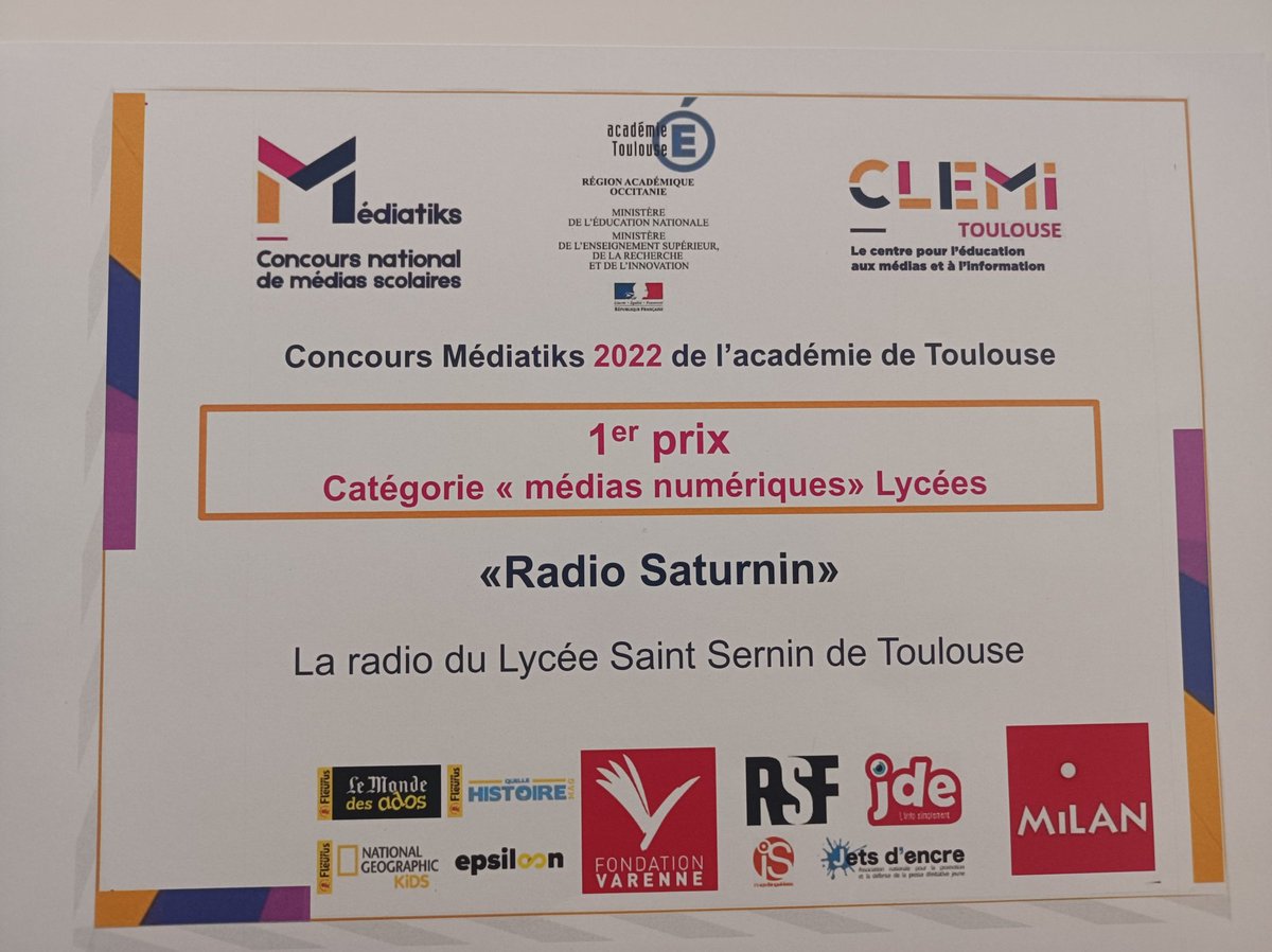 C'est officiel ! On attend la relève de septembre pour continuer cette belle aventure
#mediatiks #radio #radioscolaire #radiosaturnin #media