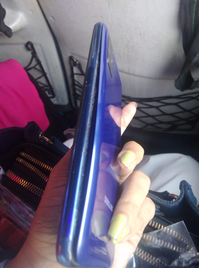 Jagmeet1702's tweet photo. Please don't buy Samsung phones
My new Samsung M 51 battery swelled .Trust me the worst company to buy phones from https://t.co/yNMCbZlTjm