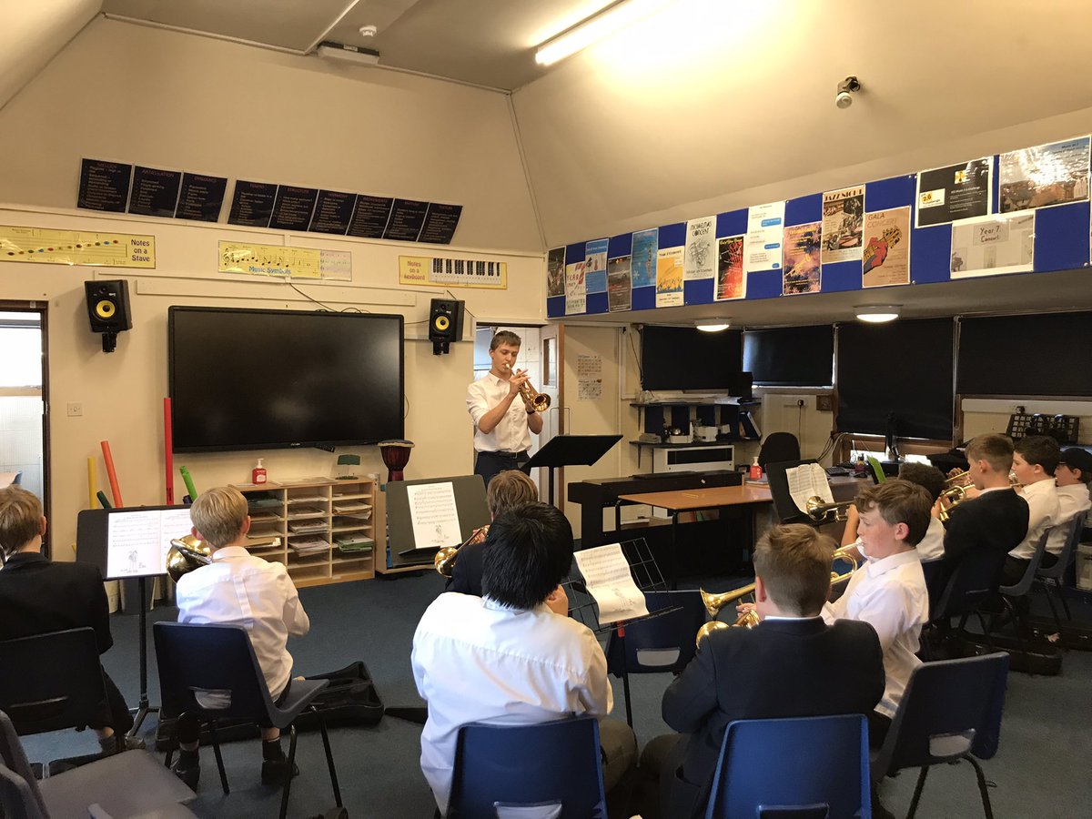 Excellent student leadership from Owen (Year 12) who took the end of today’s Year 7 Brass rehearsal. 🎺 This ensemble will sound fantastic at the Year 7 Concert on 4th July. Get your tickets here ⬇️ ticketsource.co.uk/kes?sd=1