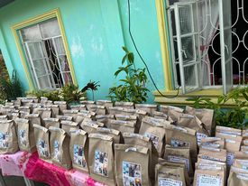 Penshim1's tweet photo. #hyejae @seeksik @JellyBarcai @TessAngeles6 Just astounded that what began as love in my heart and was born as the 'Hye-jae' series can also - through the generosity and good-will of 'Hye-jae' readers - bring about such a wonderful event as this 'Gift Giving' event 👏💞 @Penshim1 https://t.co/ROeMgsqt2m
