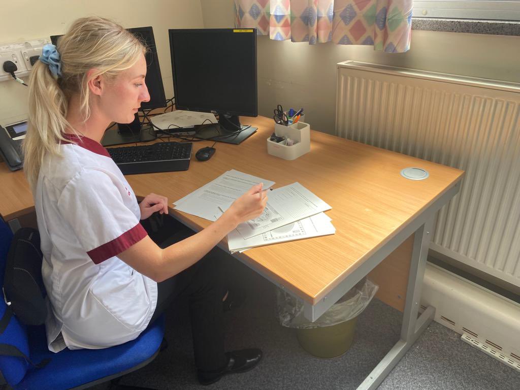 Dietitians week #DW2022 following 
#WhatDietitiansDo in the Paediatric Diabetes team. This afternoon Kirsty is doing a virtual Dexcom education start with a patient, followed by a student diabetes tutorial ✍️<a href="/AhpsBarnsley/">Barnsley Hospital AHPs 💙</a> 
<a href="/barnshospital/">Barnsley Hospital</a> <a href="/barnsleycypd/">Barnsley Children and Young Peoples Diabetes Team</a>