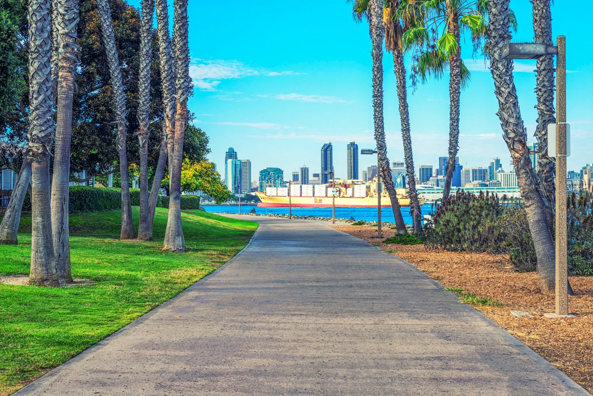 Coronado, California - Fine Art Photos
This image and others available here - buff.ly/3zRl44m
#ThisSummerFindArt #BuyIntoArt #LoveArt #CaliforniaLove #wallart #artprints #decor #getoutside #CoronadoCalifornia #MondayMotivation