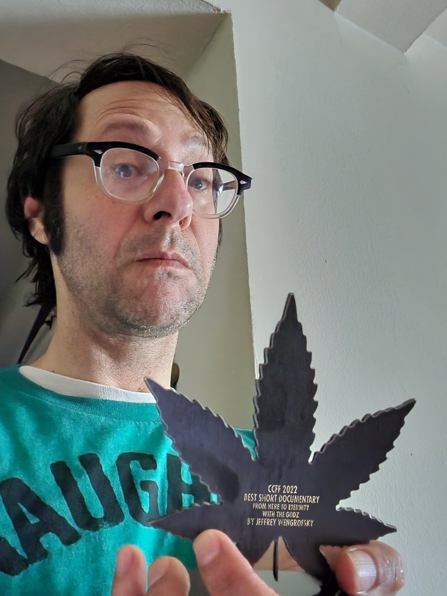 CannaBusCFF's tweet photo. Congrats again to our 2022 #cannabisculture #filmfestival #winners Best #feature Jeremy N, Best Short Doc Jeffrey W, Best Short Com Eddie A Jr. Thanks again to our sponsors! @weedmaps @tribetokes @TheGreenerInst @devilslettucec3 @rustbeltrebirth @HempShieldHome #Hemp #420life https://t.co/VgsE6RV5Xw