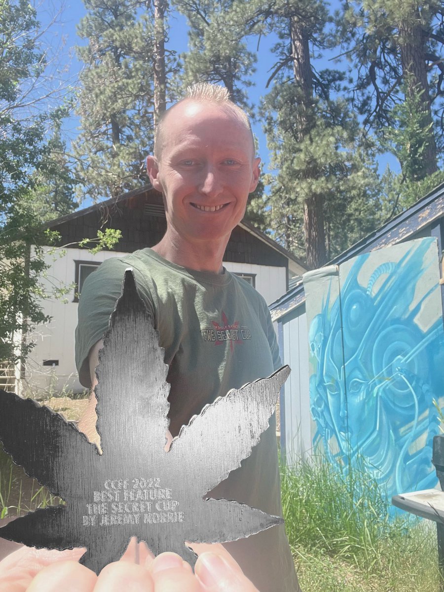 CannaBusCFF's tweet photo. Congrats again to our 2022 #cannabisculture #filmfestival #winners Best #feature Jeremy N, Best Short Doc Jeffrey W, Best Short Com Eddie A Jr. Thanks again to our sponsors! @weedmaps @tribetokes @TheGreenerInst @devilslettucec3 @rustbeltrebirth @HempShieldHome #Hemp #420life https://t.co/VgsE6RV5Xw