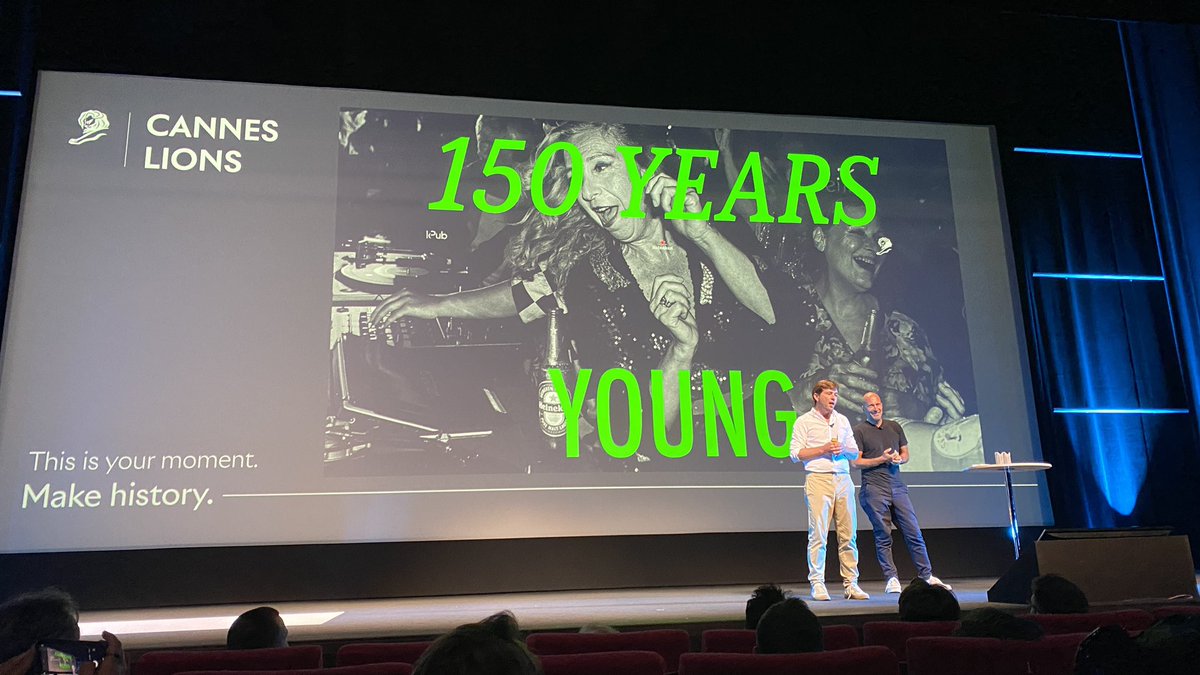 Live from the Debussy Theatre! 🤩🍺 with <a href="/BramWestenbrink/">Bram Westenbrink</a>, Global Head of <a href="/Heineken/">Heineken</a> brand and <a href="/brubertel/">Bruno Bertelli</a>, Global CEO of Le Pub &amp; Global CCO of Publicis Worldwide 😎