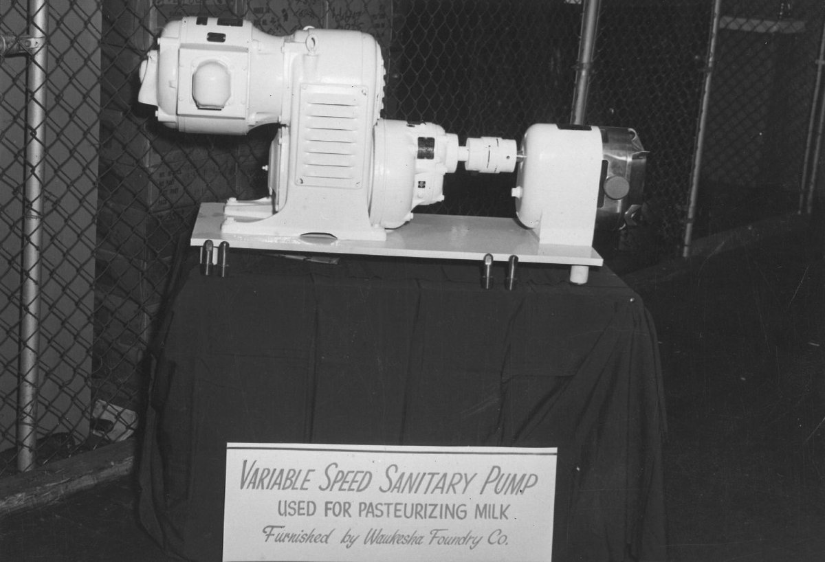 NidecMotorCorp's tweet photo. Our motors are used in a wide variety of applications – including this #MotorMemoryMonday of a variable speed sanitary pump for pasteurizing milk. These pumps must be specially designed since they move fluid meant for human consumption and materials must meet FDA standards. (1/2) https://t.co/Q1mxA58ZpY