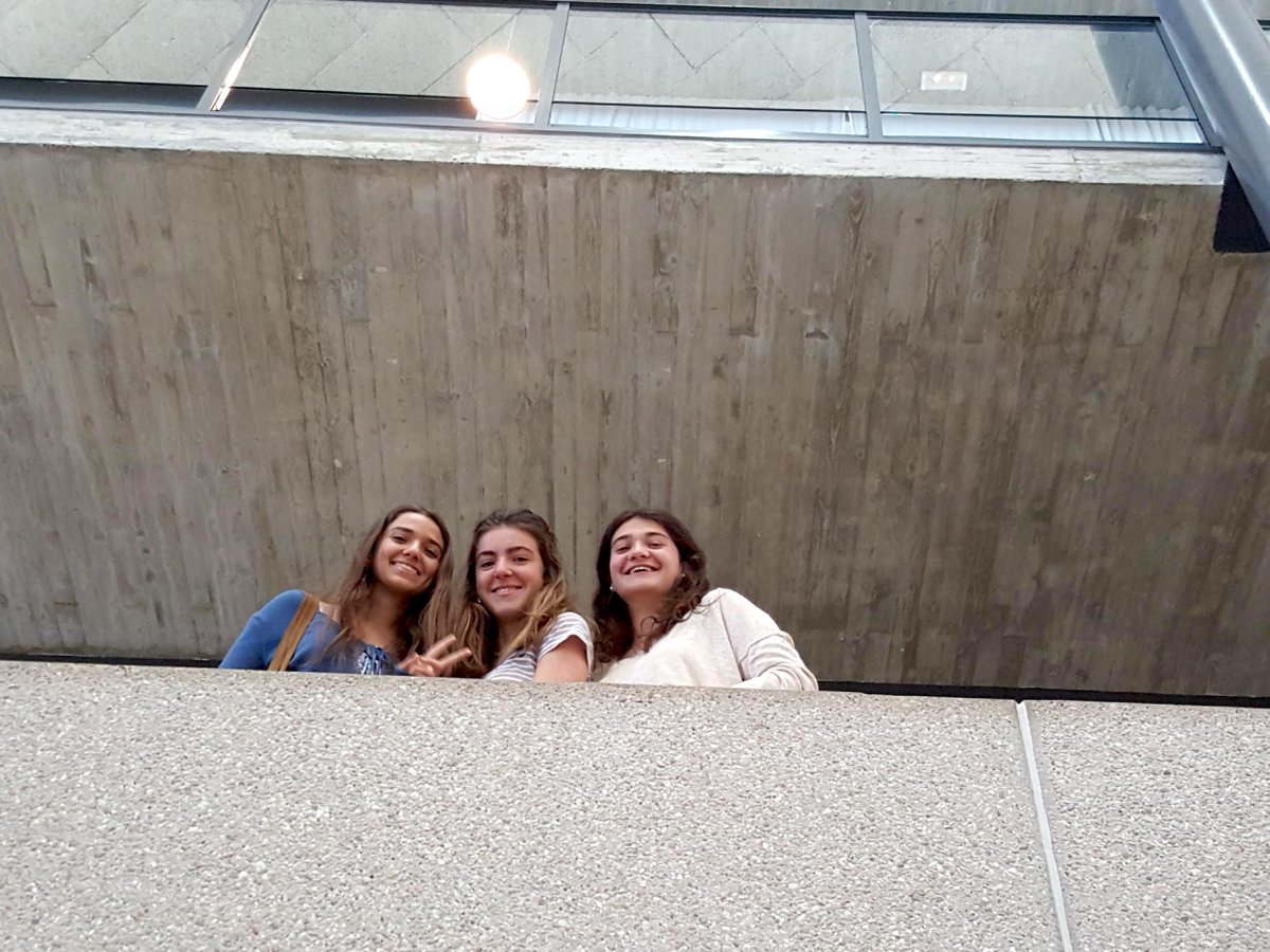 Tras un año de trabajo excelente en las aulas y buenas prácticas, la calificación que habéis obtenido en la #EBAUE me emociona. Enhorabuena y gracias por permitirme crecer profesionalmente a vuestro lado. #satisfacción #agradecer <a href="/HompaneraMaria/">María Hompanera Lopez</a> <a href="/mariadefrutosp/">María de Frutos</a> <a href="/pgarciaredondo/">Paula García Redondo</a>