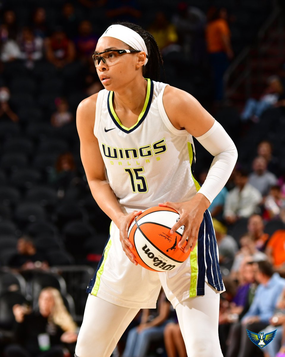 She deserves this. Let’s make it happen. 

🚨 RT to send <a href="/Graytness_15/">Allisha Gray</a> to her first #WNBAAllStar game! 🚨