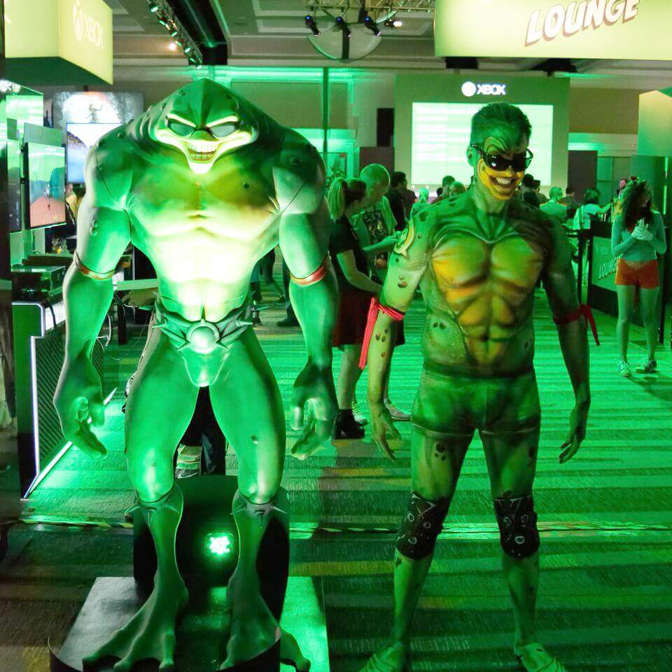 artbychromium's tweet photo. Cosplay bodypainting for Comic-con  International in San Diego. when I transformed Battletoads Xbox game designer Paul into Battletoad with airbrush bodypaint. 
Book now for Comic-con 2022 https://t.co/ItSsoWR3P4 

#cosplay #xbox #sdcc2022 #sdcc2022getready #sdcc #comiccon2022 https://t.co/RTf0yn7783