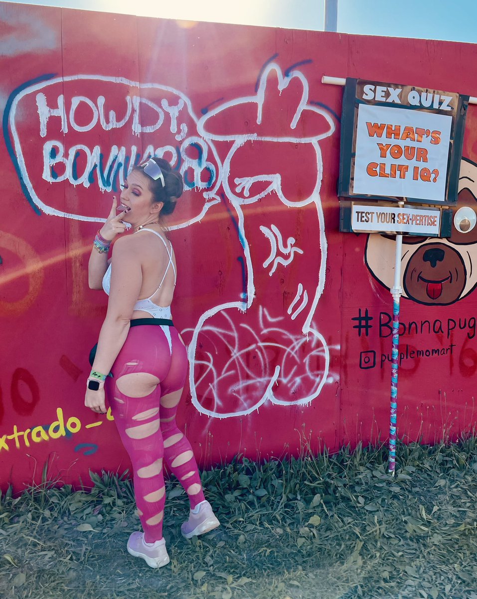 HappyEndingsPla's tweet photo. What’s your Clit IQ?? SEX QUIZ! Do you actually know the shape of the clit?? #realsexed #Bonnaroo #travel #stevienicks https://t.co/kaY4bkk6rb