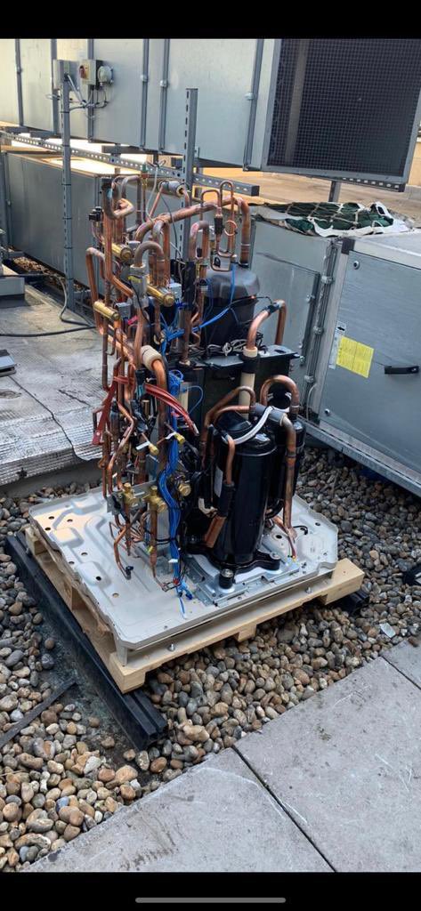 CompleteAir's tweet image. When stripped back it looks like one of Elon Musk’s jet engines from Space X, when in fact it’s a 28Kw Fujitsu VRF condenser providing all of the cooling for Therapie Bath.. Beast of a machine 💪