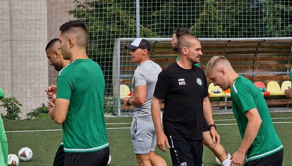 fkpribram's tweet photo. ⏭ PŘÍPRAVA // Dneškem jsme zahájili letní přípravu na nadcházející sezónu 2022/2023. Jaký kádr hráčů i realizační tým bude v našich barvách?
➡ https://t.co/ulUS3AjPyk https://t.co/fb1D1BuPKo