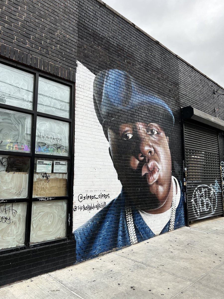 RoamThePlanIt's tweet photo. Visited my old neighborhood #Bushwick to check out @TheBKcollective Love the vibe.โค๏ธ
๐ธ Michelle / #DestinationRoam
#DMX #OldDirtyBastard ๐#NotoriousBIG
#MuralMonday #StreetArt #Brooklyn https://t.co/DxngsdQNfb