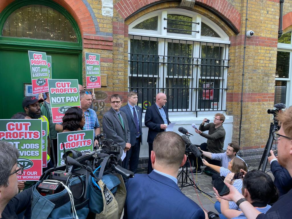 National Rail &amp; London Underground Strikes: RMT statement
bit.ly/3N1H8Mt