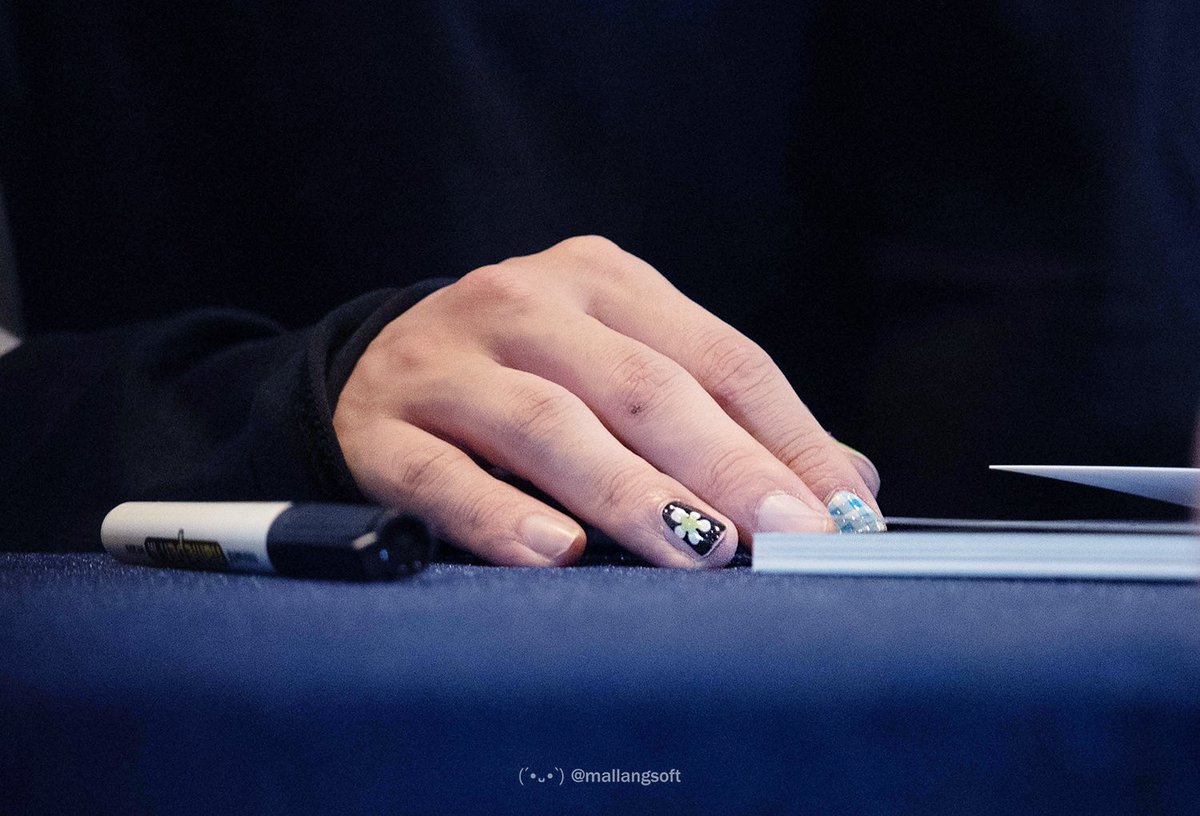 mallangsoft301's tweet image. 220619 위드뮤 대면팬싸

내가 사랑하는 원호 손

#원호 #WONHO #CRAZY #크레이지 #WONHO_CRAZY #FACADE #파사드
#WONHO_FACADE