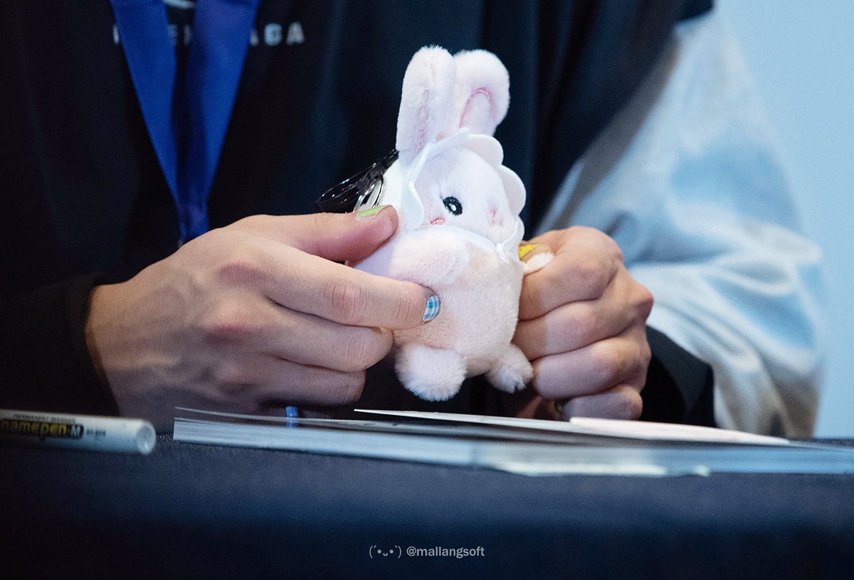 mallangsoft301's tweet image. 220619 위드뮤 대면팬싸

내가 사랑하는 원호 손

#원호 #WONHO #CRAZY #크레이지 #WONHO_CRAZY #FACADE #파사드
#WONHO_FACADE