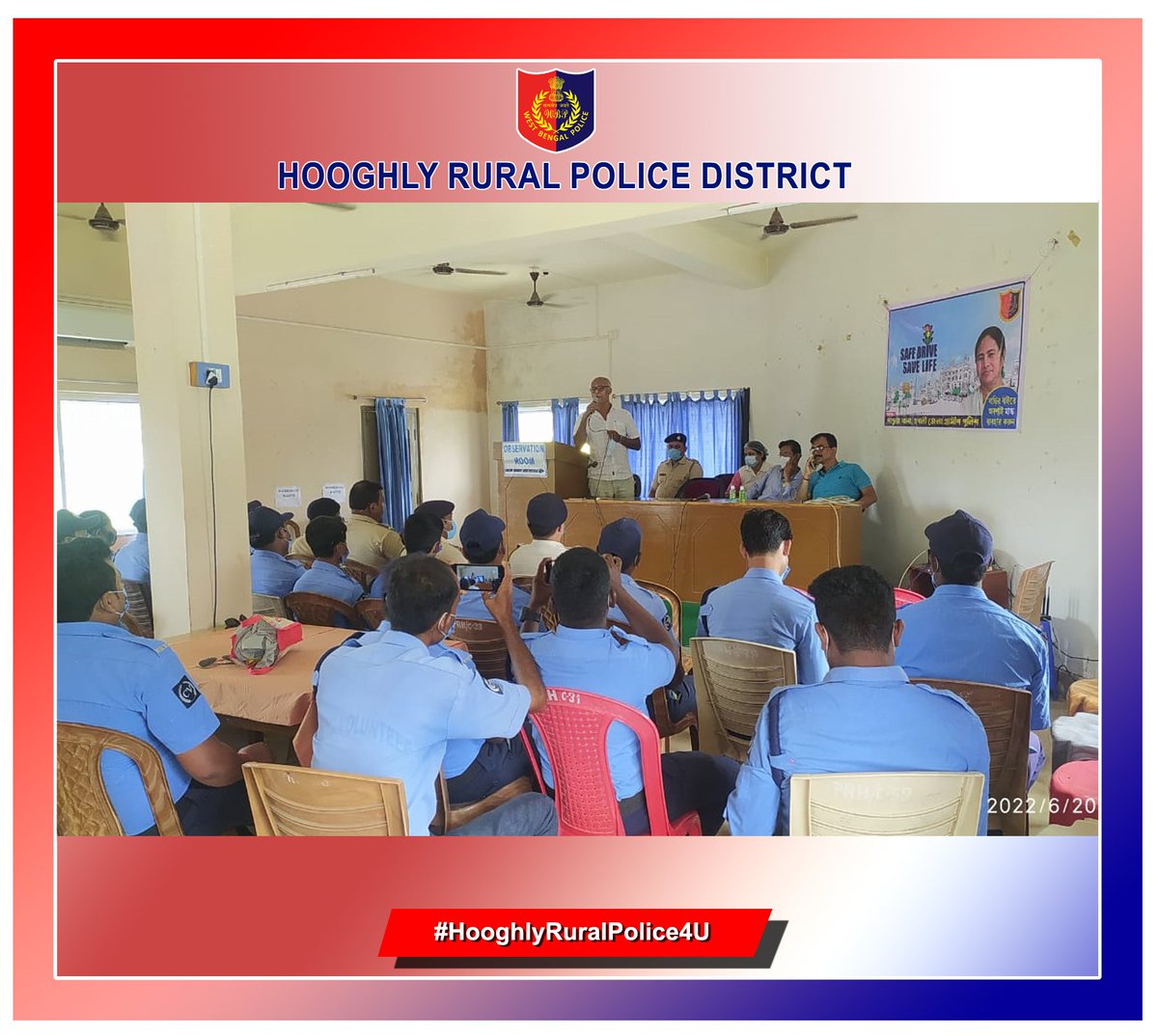 HglyRuralPolice's tweet photo. On behalf of Hooghly Rural PD,Pandua PS conducted a training program mainly on COVID Protocols & first aid related issues as part of SDSL program.
#SafeDriveSaveLife
#covid19protection
@WBPolice https://t.co/EI8GcXjyV1