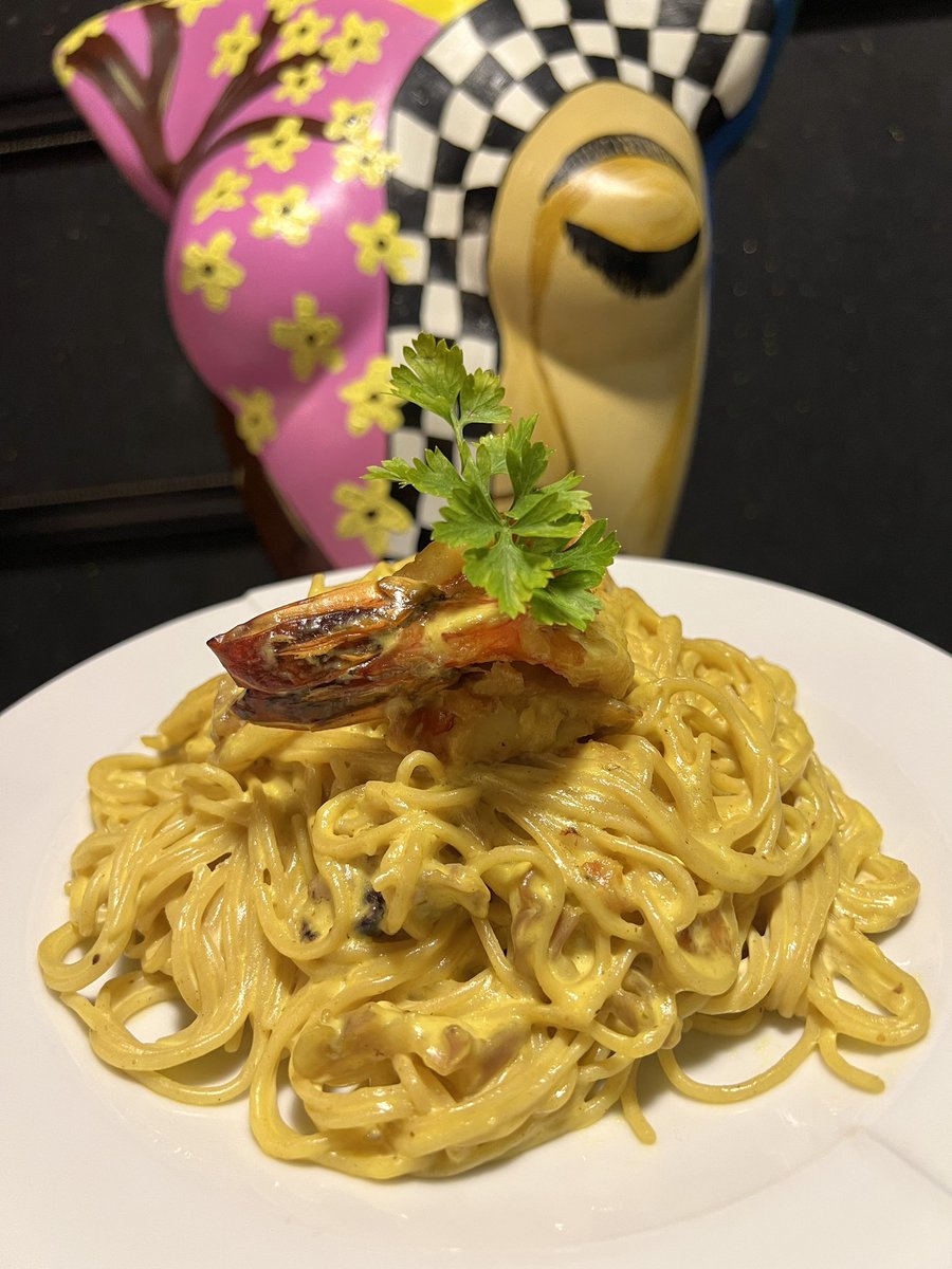 PNavigating's tweet photo. Gorgeous cafe located in Wuse II… Zona cafe https://t.co/f8XyK20MOW