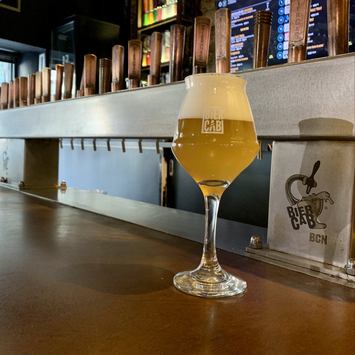 BierCaB's tweet image. New England Pale Ale DDH Mosaic &amp;amp; El Dorado 
En nuestro #Tap12
Fauve - Lagon Lagune

#Fresh #NEPaleAle #Biercab
