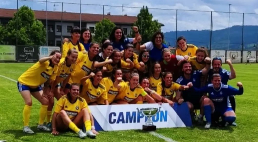 UDLLANERA_FEM's tweet photo. Ayer finalizo la temporada nuestro Regional A, logrando la Copa Federación.
Primer título oficial de nuestra sección femenina, en una temporada en la que hemos conseguido, además, el Subcampeonato de Liga, siendo el único equipo que ha jugado las dos finales de la temporada. https://t.co/B6LOLdjTFj