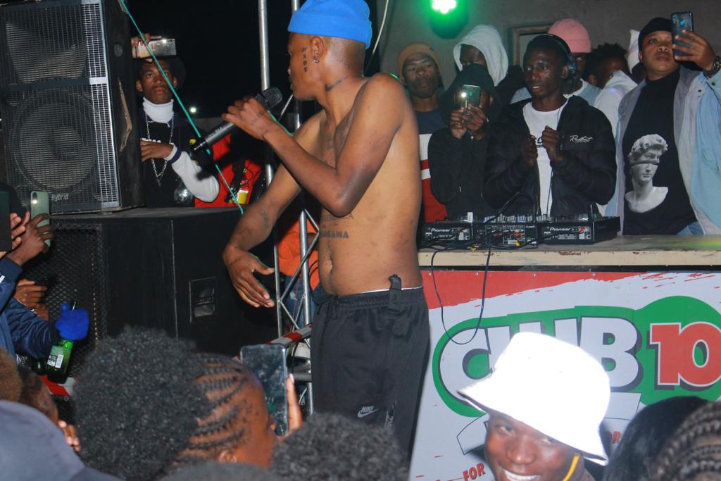 shebeshxt's tweet photo. YDC (Youth Day Celebration)
what i did @ YDCπβπ
#Shebeshxt #Shebeshisa #Shebewele
π£π₯π£π₯π£π₯π£π₯π£π₯π£π₯ https://t.co/o0UocFCZjE