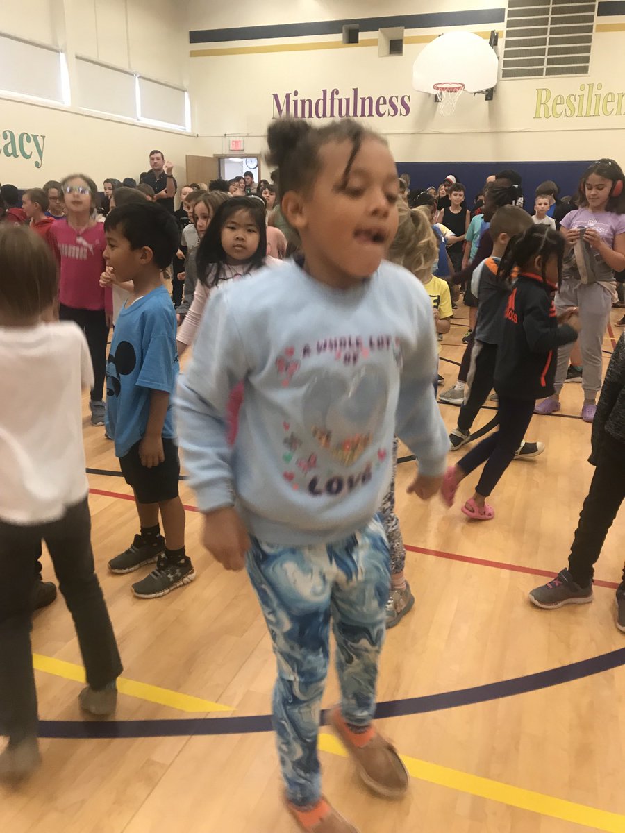 QE students joined in with the dance moves to help set the record at 11 today #LetsMoveWRDSB