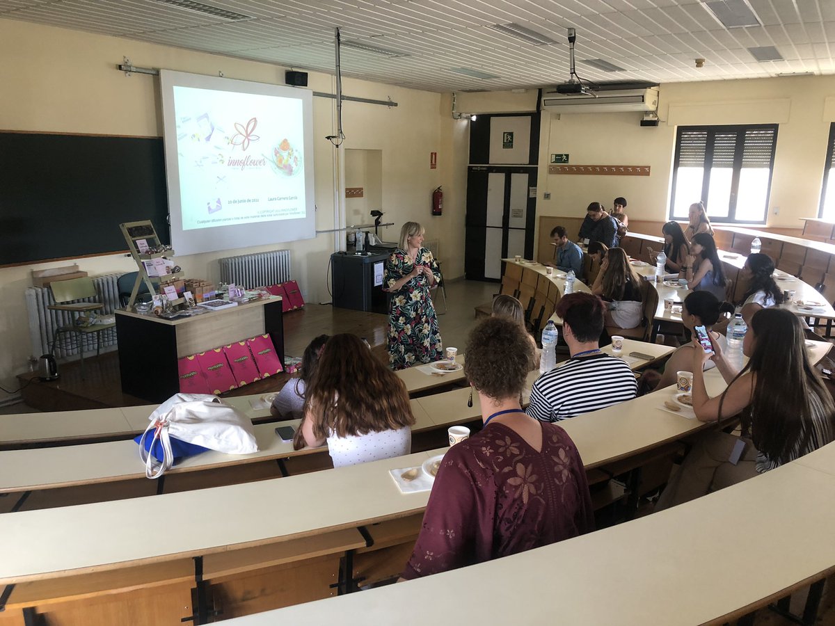 ¡¡Comenzamos los talleres-cata en CyTA-Junior!!

<a href="/laurifolius/">Laura Carrera</a> nos adentra en el mundo de las flores comestibles con su empresa <a href="/innoflower/">Innoflower</a>