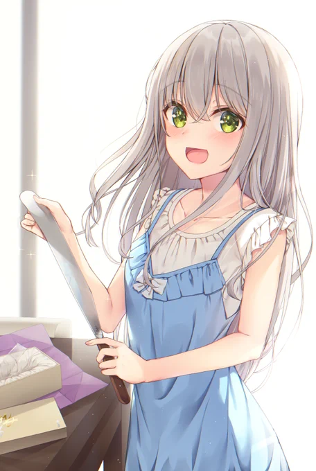 みとこのお誕生日にいい感じのパレットナイフをプレゼントした🎁
おめでとーーーう🎂 