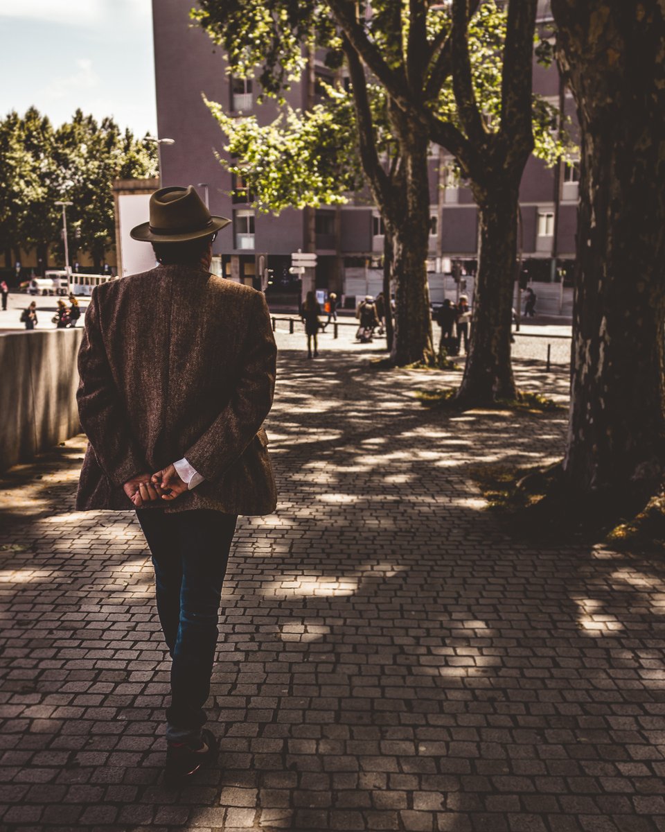 photonicsample's tweet photo. Walking On Sunshine ☀
-
📍 #Porto, #Portugal
📷 #Canon #Sigma
🎨 #Lightroom #Photoshop
✉️ #PhotonicSample
-
#Travel #Photographer #Art #Photography #Videography #Summer #Walking #Sunshine #Urban #Light https://t.co/0pzRdRG1H5