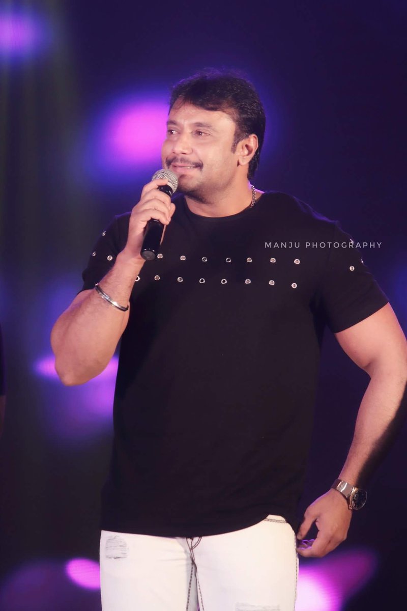 DBossWorldwideF's tweet photo. KFI Ruler Boss 😍♥️

#DBoss #Kranti #D56
#BossOfSandalwood @dasadarshan https://t.co/TXpwCzUfe9