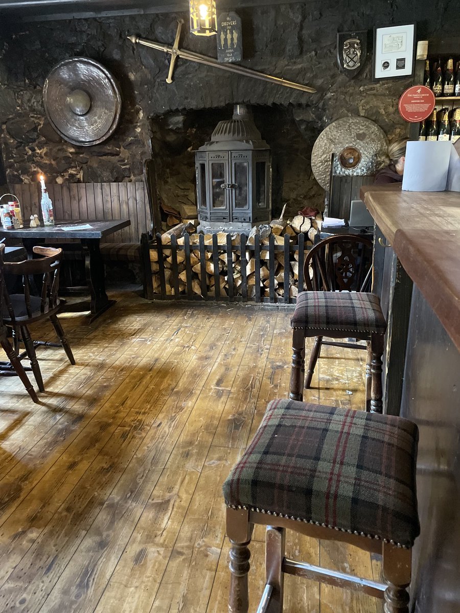 MCrothall's tweet photo. Sitting in the bar of one of Scotlands oldest pubs the #DroversInn and the new alternative #BBCDriveTime studio - looking forward to #talkingtourism with @BBCJohnBeattie https://t.co/T0DRkqoGk3