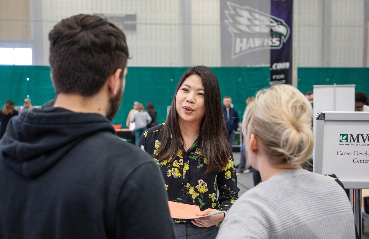 MVCC_UticaRome's tweet image. Robust career development services from application to graduation ensure MVCC students choose the best path to their goals. Services include major &amp;amp; career exploration, resume &amp;amp; interview tips, and networking opportunities. Learn more: mvcc.edu/career
#EDPathwaysToSuccess