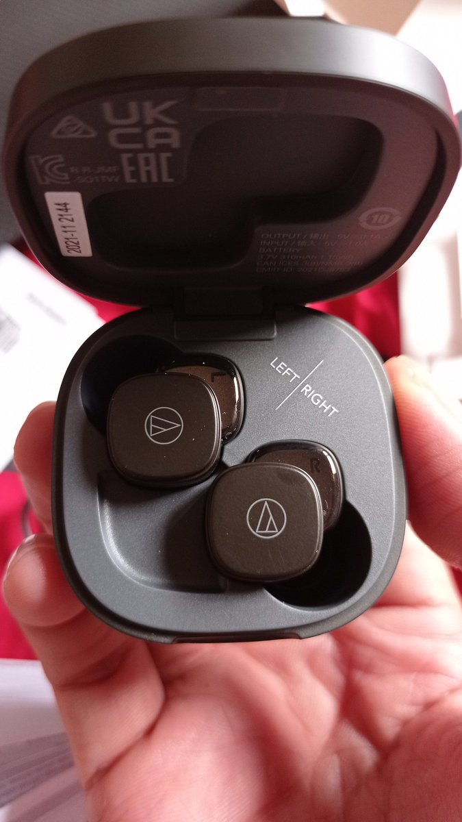 Buat dengerin rilisan-rilisan Nervous Horizon Records empuk bener. 🥲