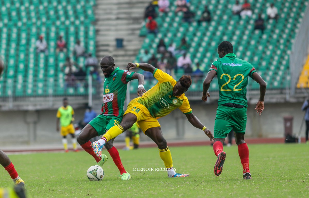 lenoir_records's tweet photo. MTN Elite Football 🇨🇲 match en retard de la 19e journée
CANON 1️⃣🆚0️⃣ YONG SPORTS
📸 @lenoir_records
#eliteonecameroun🇨🇲 #footballchallenge
#FECAFOOT #football #Cameroun #spor
#Lenoirrecords #photographer #canonfr https://t.co/duLE1JnnLG