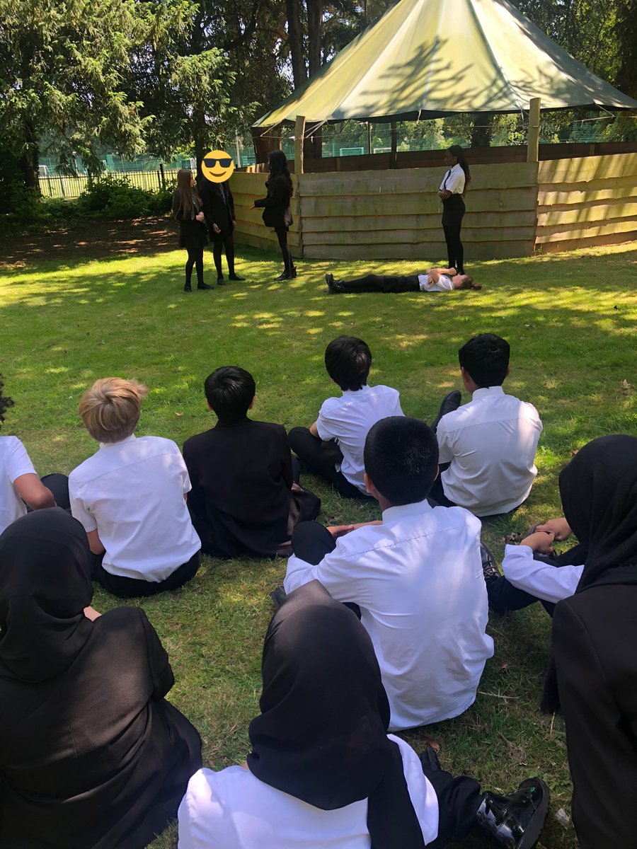 Roundhay English tweet media