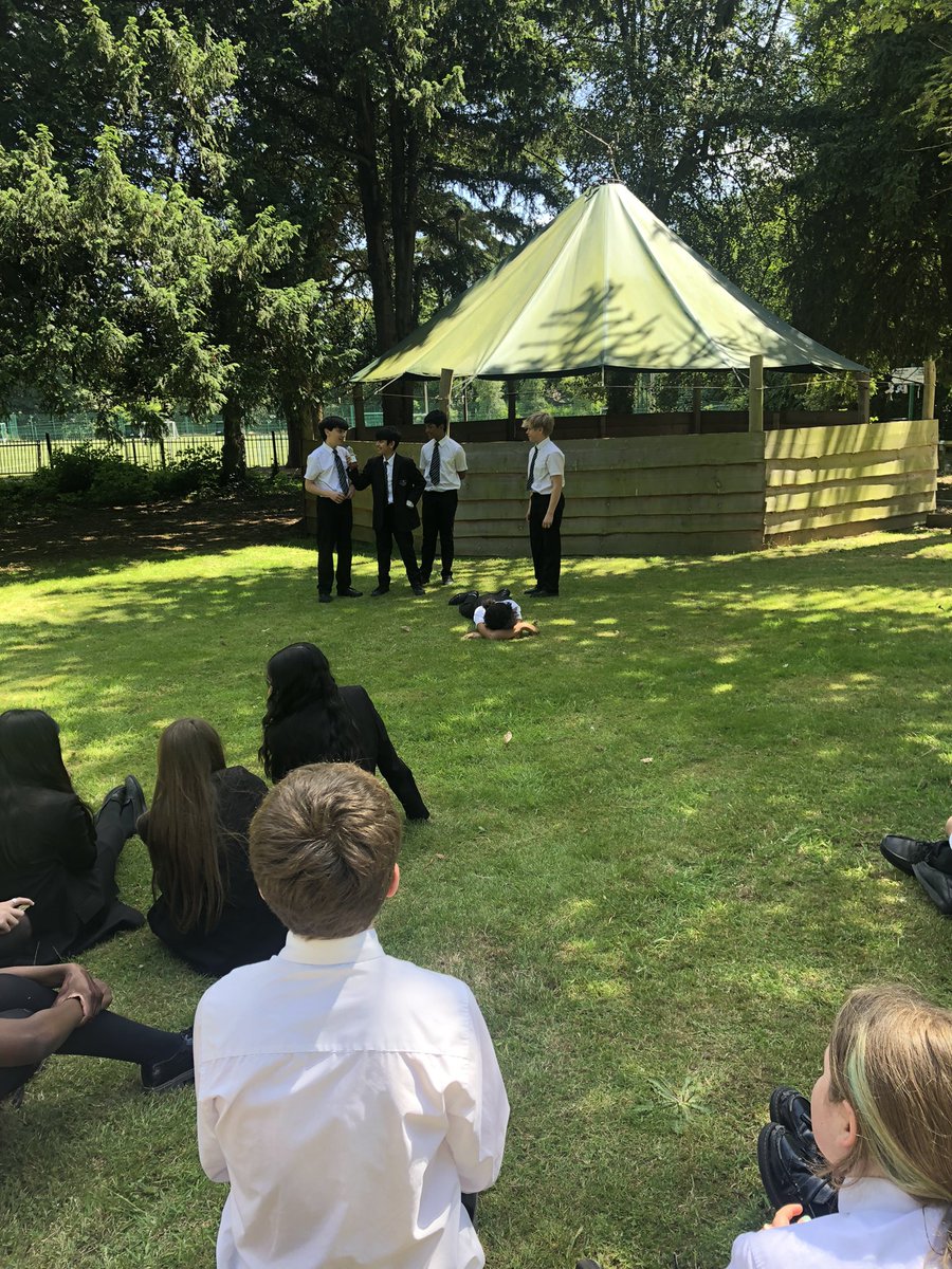 Roundhay English tweet media